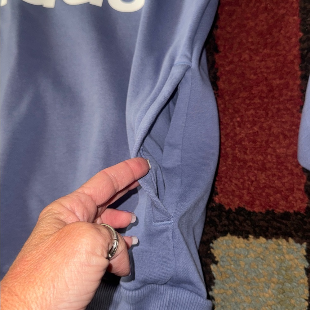 Girls‎ Adidas Hoodie - Picture 4 of 6